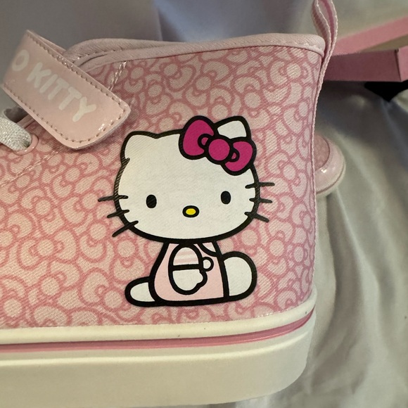 Hello Kitty high tops! - Picture 6 of 6